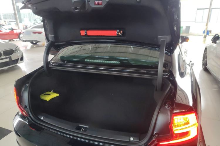 Used Volvo S90 2020 T5 Zhiyi Luxury Edition