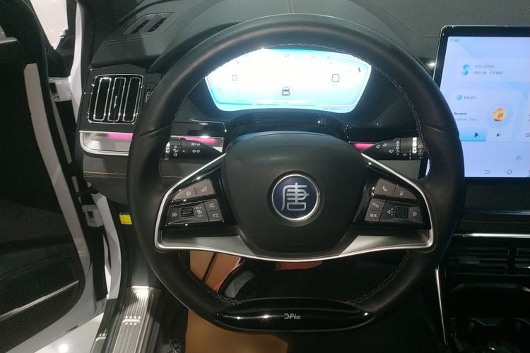 Used BYD Tang New Energy 2023 DM-i Champion Edition 112KM Prestige Model
