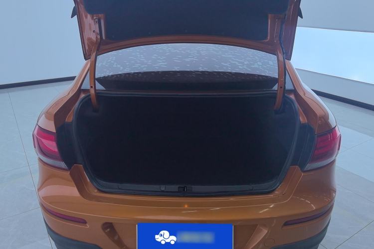 Used Qoros 3 2017 GT 1.6T Manual Enjoyment Model
