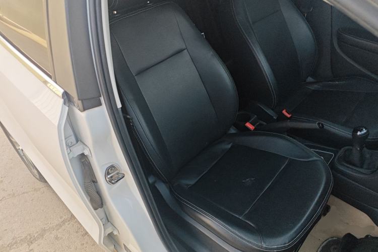 Used Volkswagen Polo 2016 1.4L Manual Fashion Model
