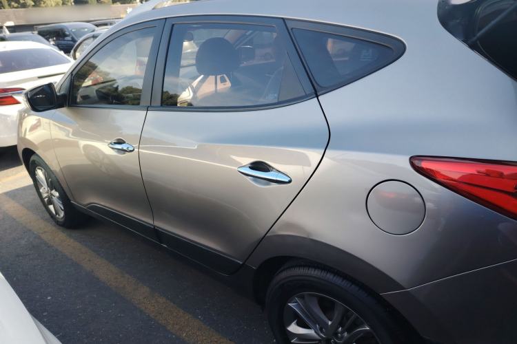 Used Hyundai ix35 2013 2.0L Automatic Two-Wheel Drive Smart GLS China IV Standard