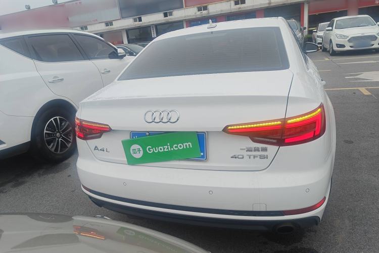 Used Audi A4L 2018 30th Anniversary Edition 40 TFSI Fashion Model
