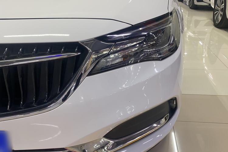 Used Buick GL6 2018 18T 6-Seater Luxury Model
