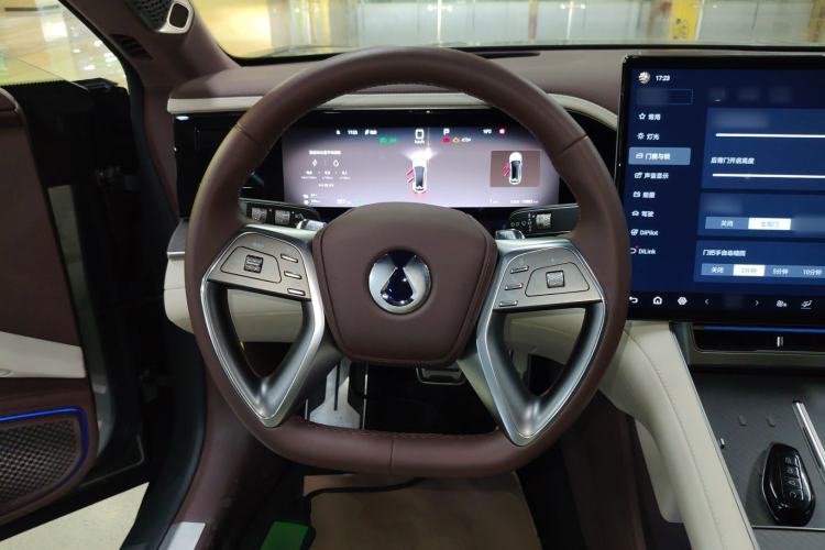 Used Denza Z9GT 2024 1100 Four-Wheel Drive Ultra Version
