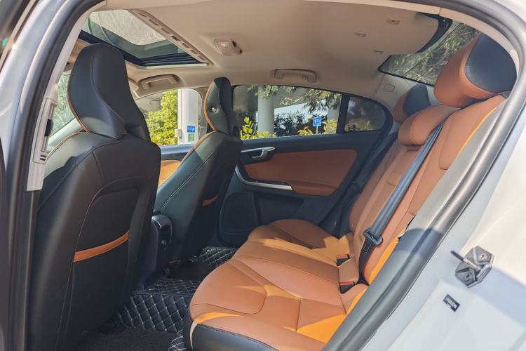 Used Volvo S60 2019 S60L Facelift T5 Intelligent Advanced Edition