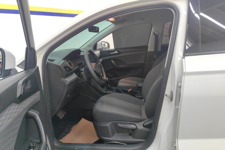 Used Volkswagen Tharu 2021 280TSI Two-Wheel Drive Trend Edition
