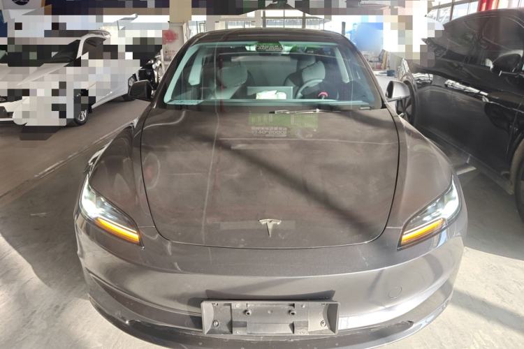 Used Tesla Model 3 2025 Rear-Wheel-Drive Version
