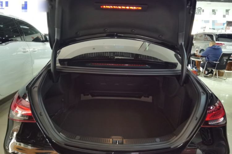 Used Mercedes-Benz E-Class 2021 E 300 L Sport Luxury Edition
