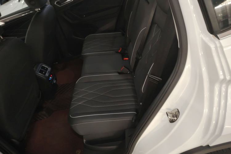 Used Volkswagen Tiguan L 2023 330TSI Automatic Two-Wheel Drive R-Line Enjoyment Edition
