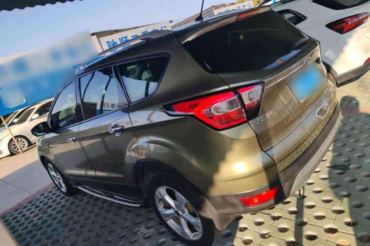 Used Ford Kuga 2017 EcoBoost 180 Two-Wheel-Drive Elite Trim
