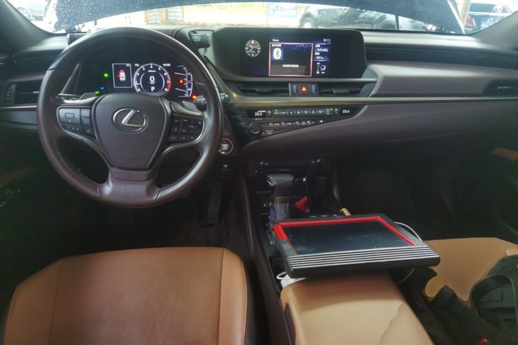 Used Lexus ES 2018 200 Excellence Edition China V Standard