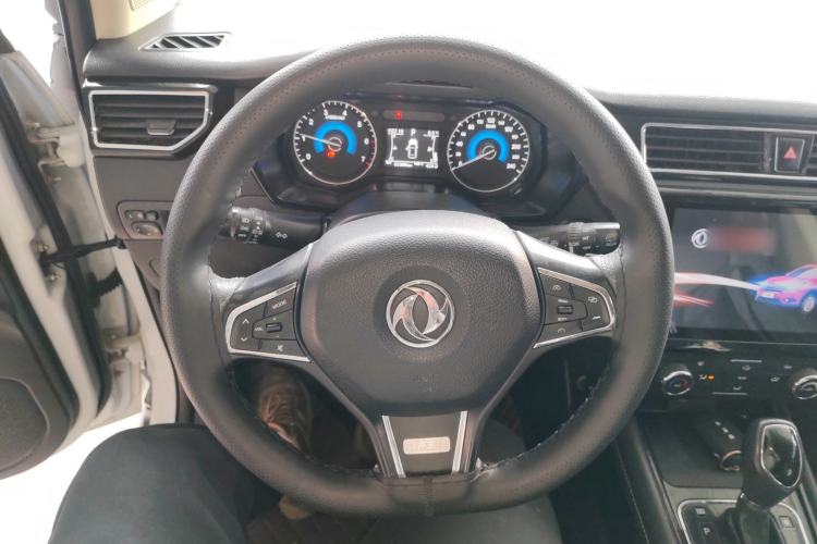 Used Dongfeng Fengon 580 2017 Revised Version 1.5T CVT Luxury Edition
