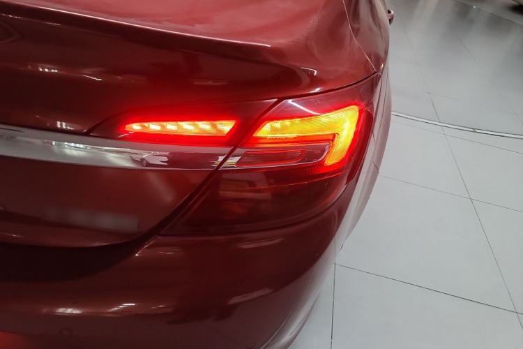 Used Buick Regal 2015 2.0L Leading Fashion Edition
