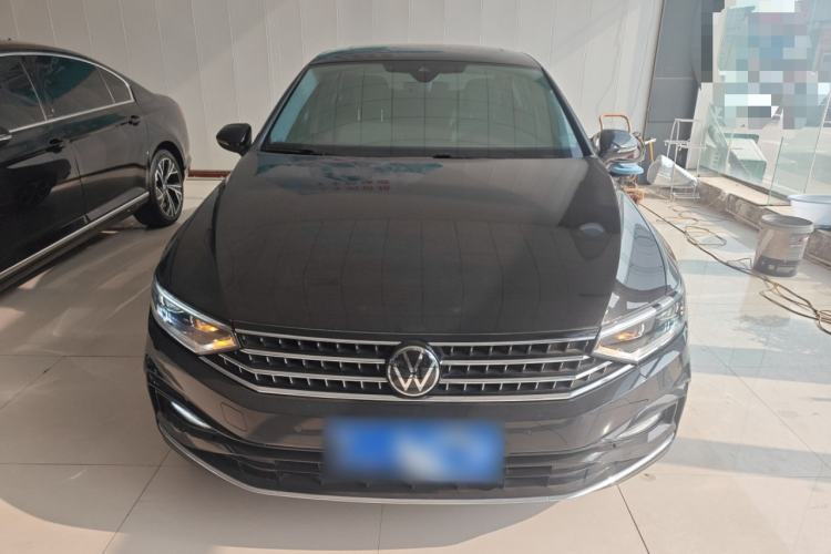 Used Volkswagen Magotan 2023 2 Million Units Commemorative Edition 330TSI DSG Luxury Version