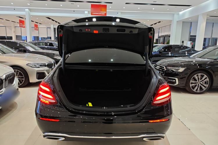 Used Mercedes-Benz E-Class 2020 Facelift E 260 L
