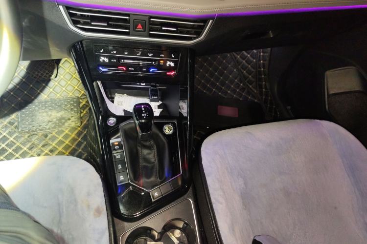 Used Volkswagen Tayron 2023 330TSI Two-Wheel-Drive R-Line High-Energy Version
