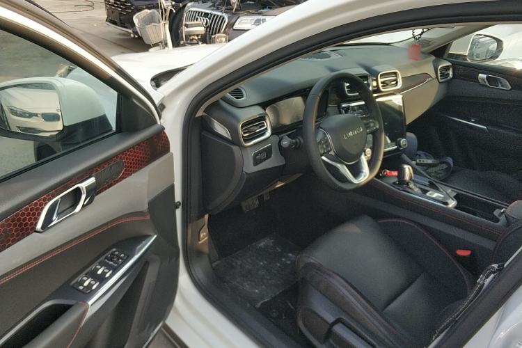 Used Lynk & Co 02 2018 1.5T DCT Two-Wheel Drive Sporty Version China V Standard
