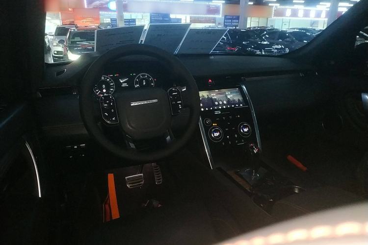 Used Land Rover Discovery Sport 2020 249 PS R-Dynamic Performance Edition
