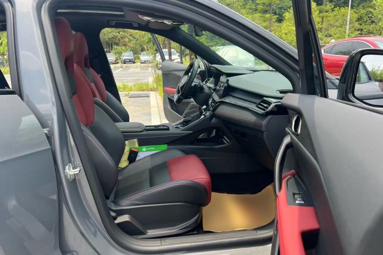 Used Lynk & Co 06 2020 1.5T JinPro model
