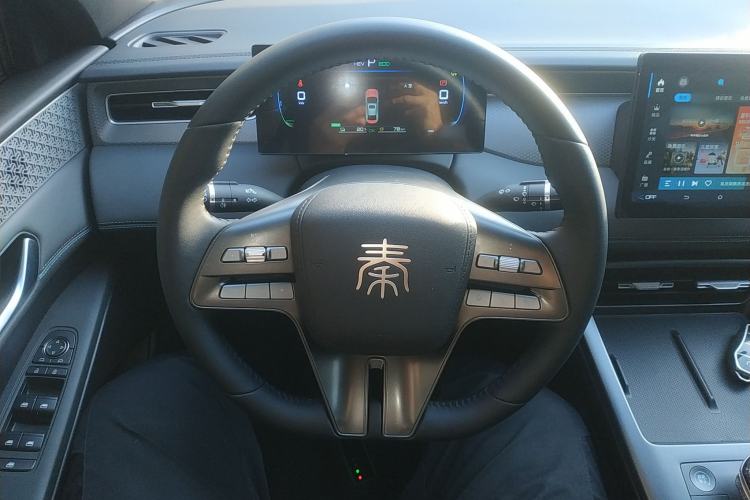 Used BYD Qin PLUS 2025 DM-i Smart Drive 55KM Leading Model
