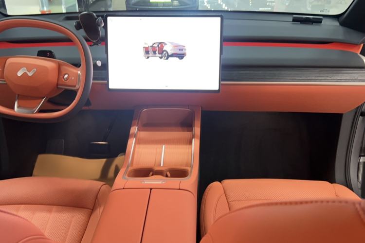 Used ONVO L60 2024 60 kWh Rear-Drive Version
