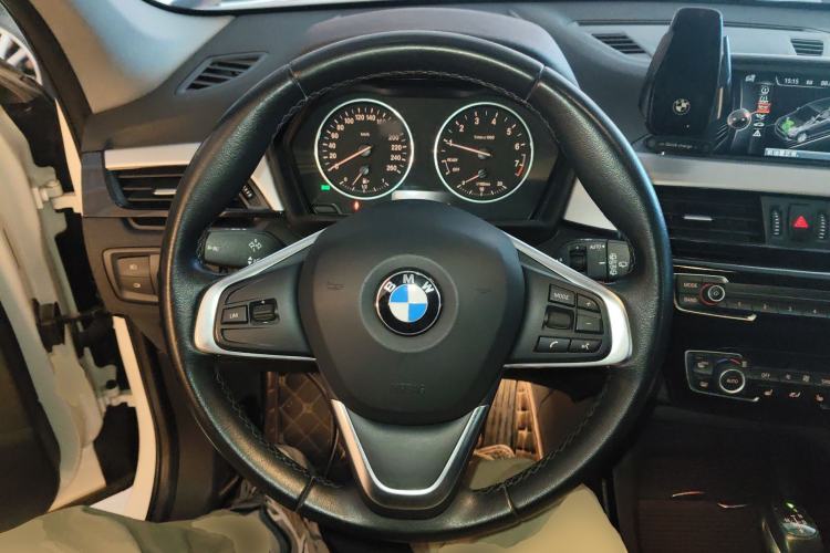 Used BMW X1 2016 sDrive18Li Premium Edition
