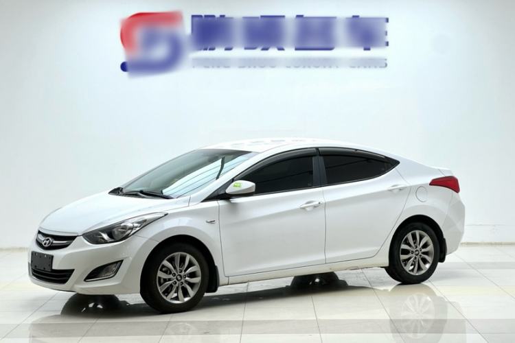 Used Hyundai Elantra 2015 1.6L Automatic Fashion Model
