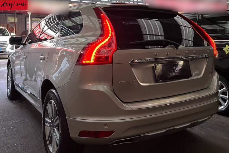 Used Volvo XC60 2017 T5 AWD Smart Range Edition