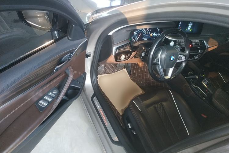 Used BMW 5 Series 2018 Revised Version 530Li Leading Edition Luxury Package