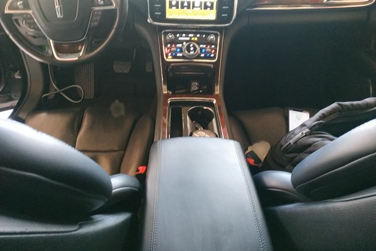 Used Lincoln Continental 2018 2.0T Two-Wheel Drive Luxury Edition