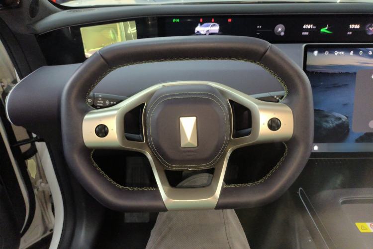 Used  07 2026 Ultra Pure-Electric All-Wheel-Drive Version
