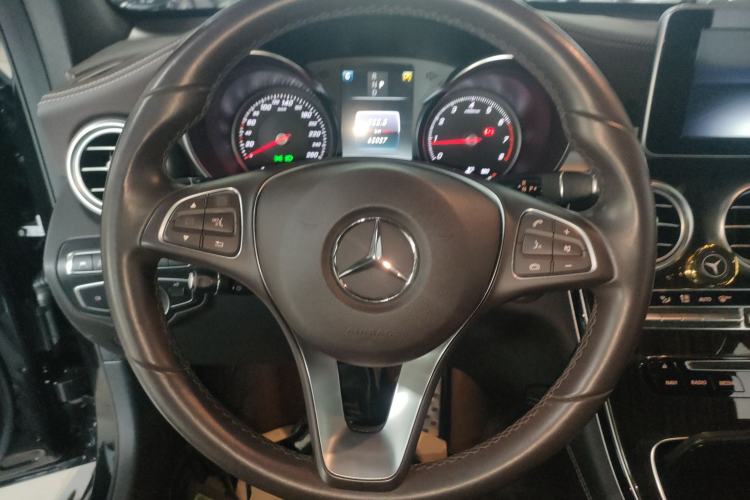 Used Mercedes-Benz GLC 2018 GLC 260 4MATIC Luxury Model