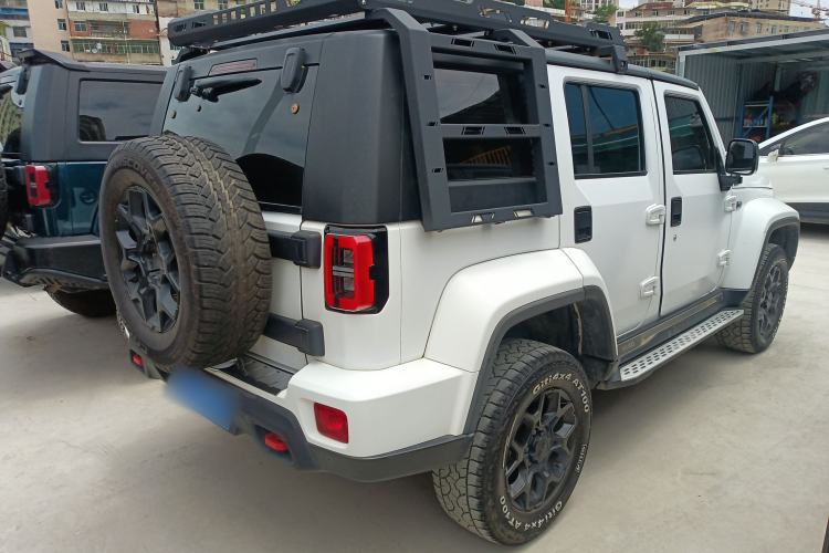 Used Beijing Auto BJ40 2021 2.0D Automatic Four-Wheel Drive Blade Hero Edition Adventurer Type
