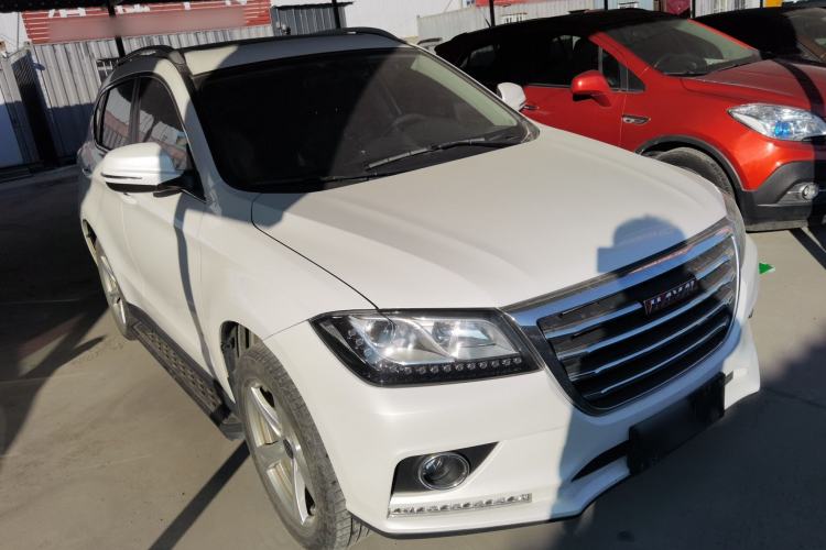 Used Haval H2 2018 Chuanxiang Edition Red Badge 1.5T Manual Two-Wheel Drive Fashionable Model