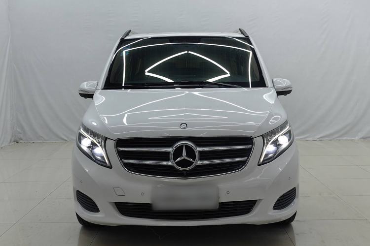 Used Mercedes-Benz V-Class 2016 V 260 Avantgarde Edition
