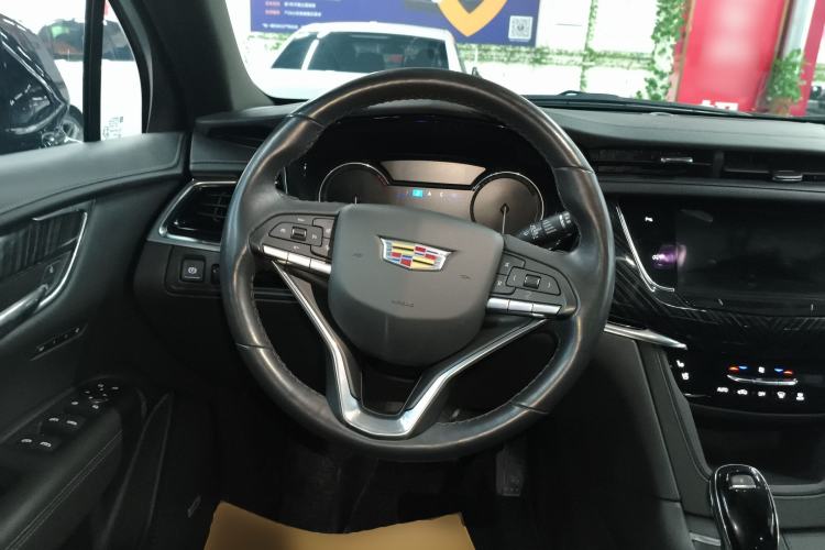Used Cadillac XT6 2022 2.0T Six-Seater Four-Wheel Drive Luxury 120th Anniversary Limited Edition
