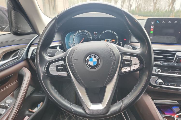 Used BMW 5 Series 2018 Facelifted 530Li Luxury Edition Premium Package
