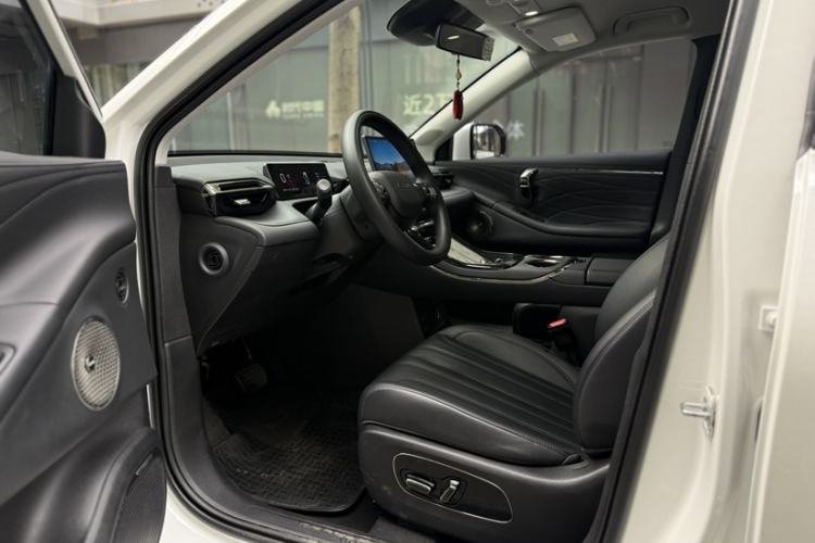 Used AION V 2024 Aion Tyrannosaurus 520 Smart Enjoy Edition
