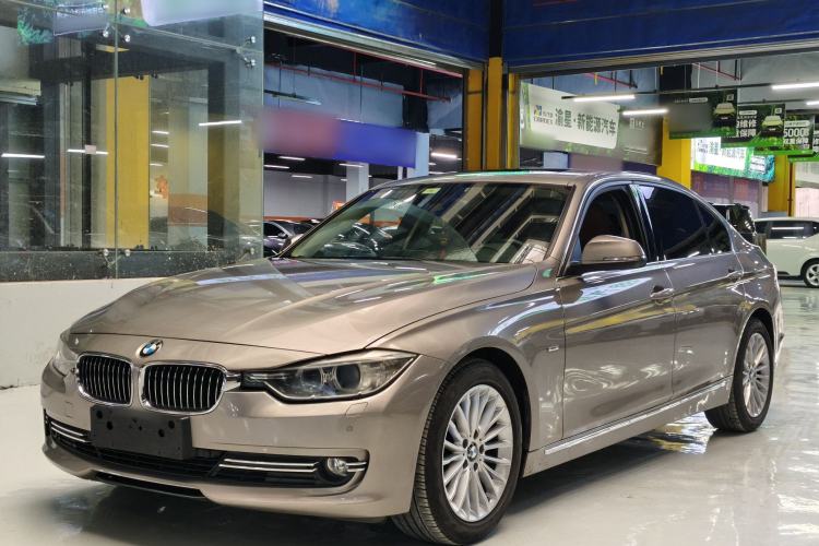 Used BMW 3 Series 2015 320Li Luxury Design Package
