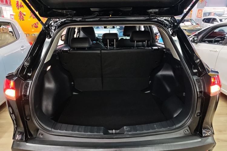 Used Toyota Corolla Cross 2024 2.0L Smart Electric Hybrid Dual-Engine Pioneer Edition
