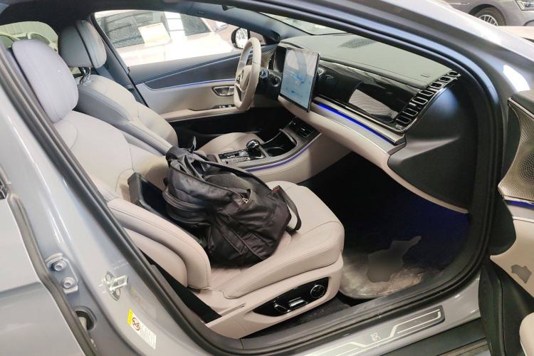 Used BYD Han 2025 EV Intelligent Driving Edition 701KM LiDAR Flagship Model
