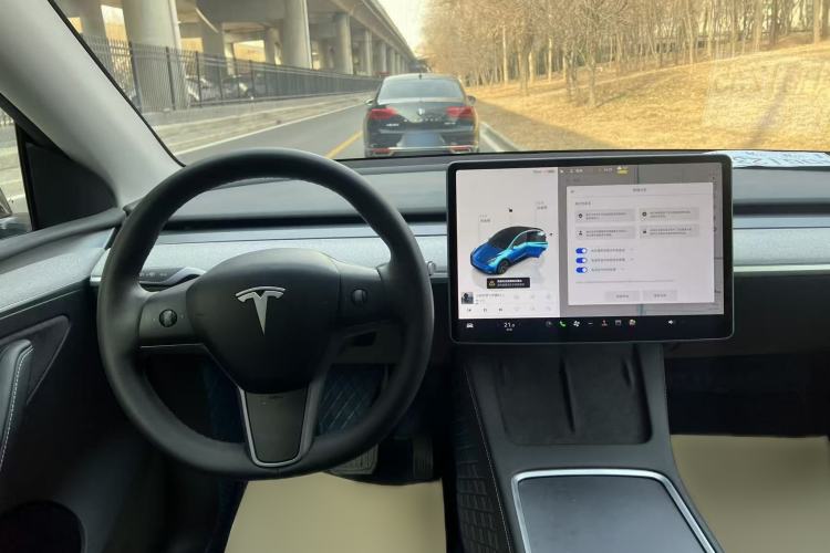 Used Tesla Model Y 2024 Rear-Wheel-Drive Version