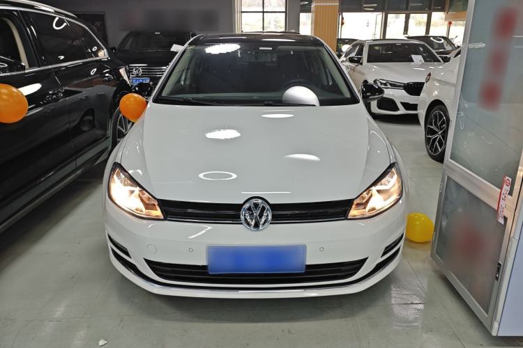 Used Volkswagen Golf 2017 230TSI Automatic Comfort Edition – Celebrating Milestone of One Million Units
