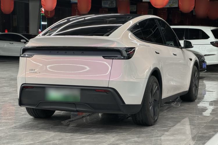 Used Tesla Model Y 2025 Rear-Wheel Drive First Edition