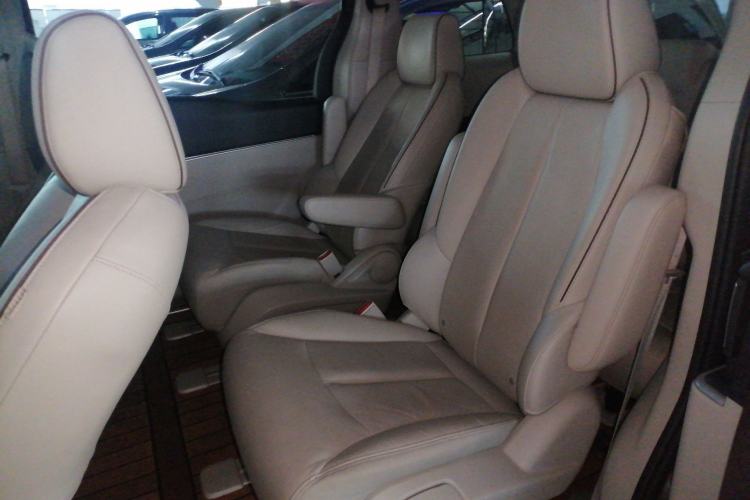 Used Buick GL8 2021 Land Cruiser Executive 652T Premium Model
