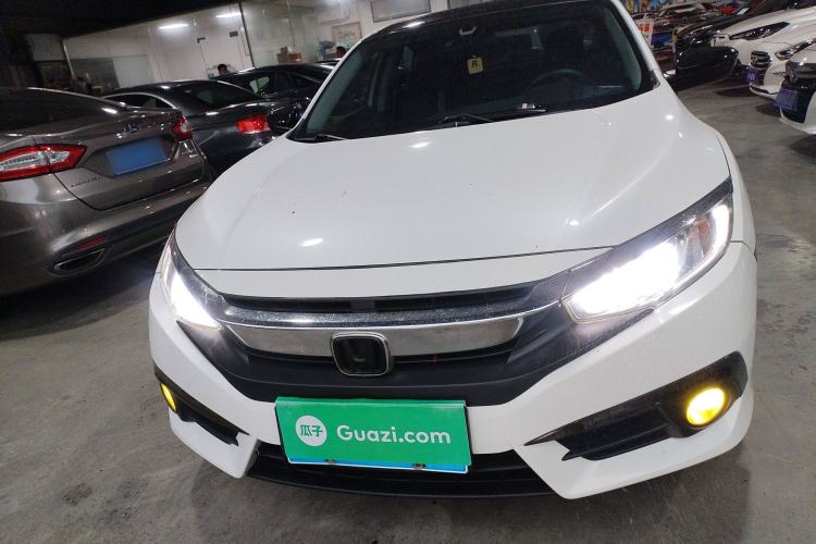 Used Honda Civic 2016 220TURBO CVT Luxury Edition

