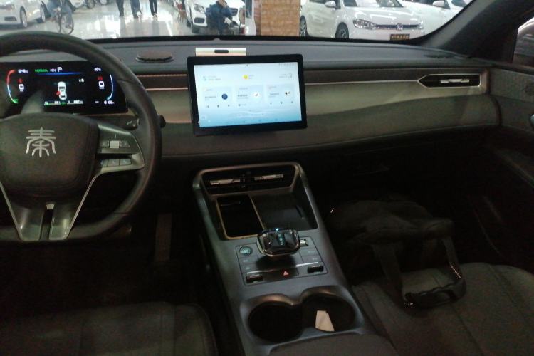 Used BYD Qin PLUS 2025 DM-i Smart Drive 55KM Leading Model
