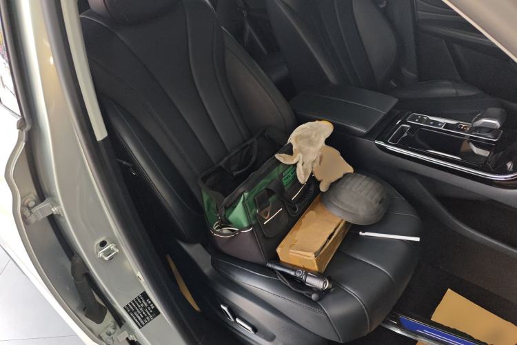 Used Roewe RX5 MAX 2019 400TGI Automatic Smart Cabin Flagship Edition
