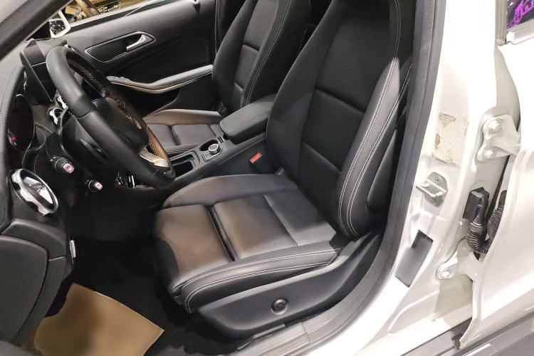 Used Mercedes-Benz GLA 2017 GLA 200 Fashion Model
