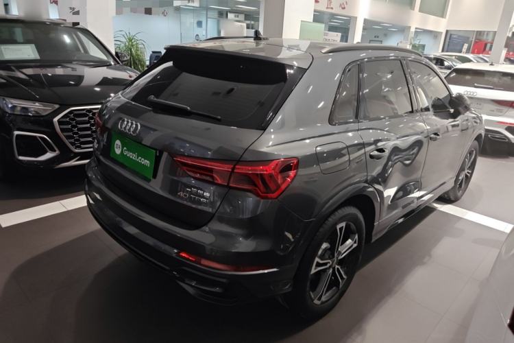 Used Audi Q3 2020 40 TFSI Fashion Dynamic Model
